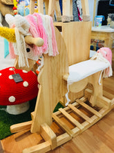 Cargar imagen en el visor de la galería, Balancín Unicornio